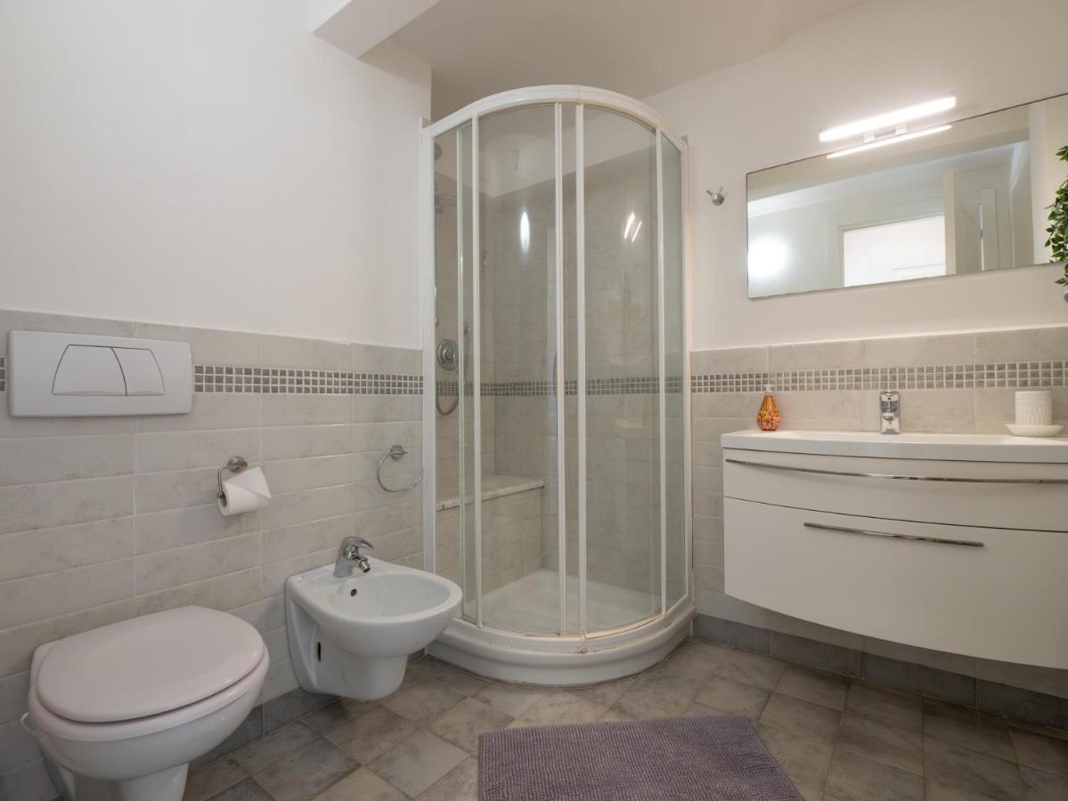 Appartamento Mimosa "A Casa Felice" Pietra Ligure Bagian luar foto